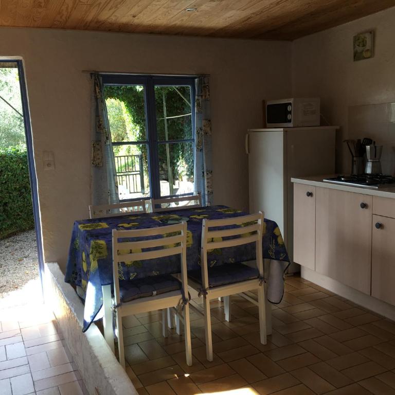 Camping Domaine Sainte Madeleine - Maison 2 Chambres - 3