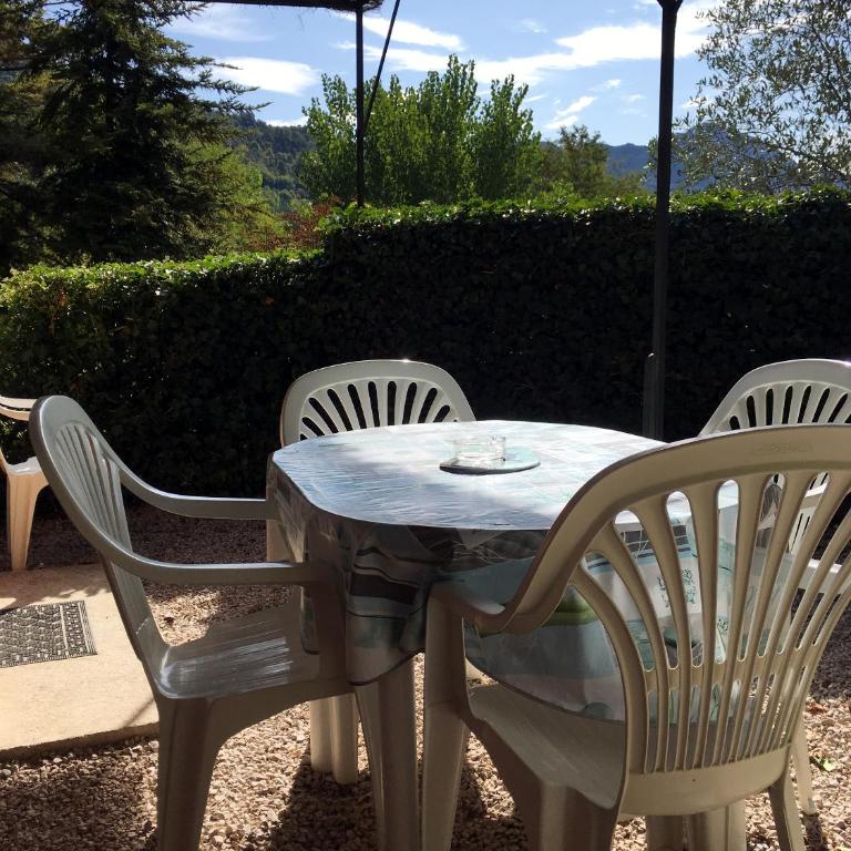 Camping Domaine Sainte Madeleine - Maison 2 Chambres - 2