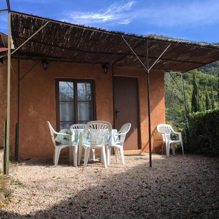 Camping Domaine Sainte Madeleine - Maison 2 Chambres - 1
