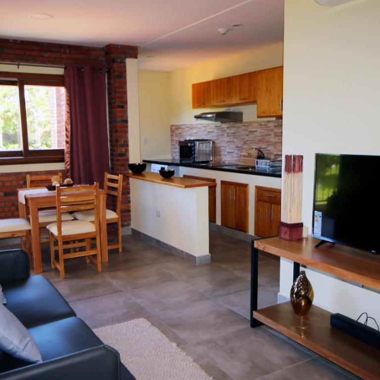 Aparthotel Los Laureles - Deluxe Apartment - 1