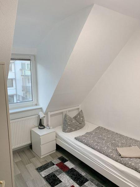 Hostel Nuremberg - Einzelzimmer mit Gemeinschaftsdusche und -WC - 13