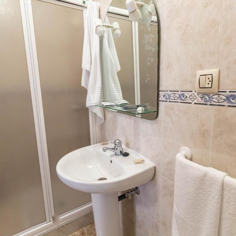 San Antón - Casa de 6 dormitorios - 65