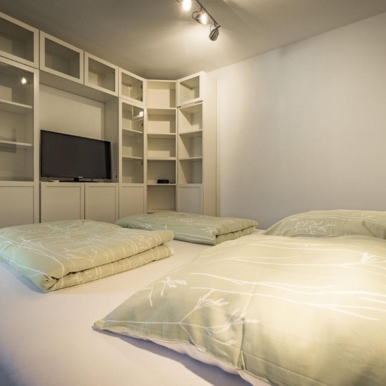 Ferienwohnung Staufenpanorama mit herrlicher Aussicht - Apartment mit Blick auf die Berge - 14