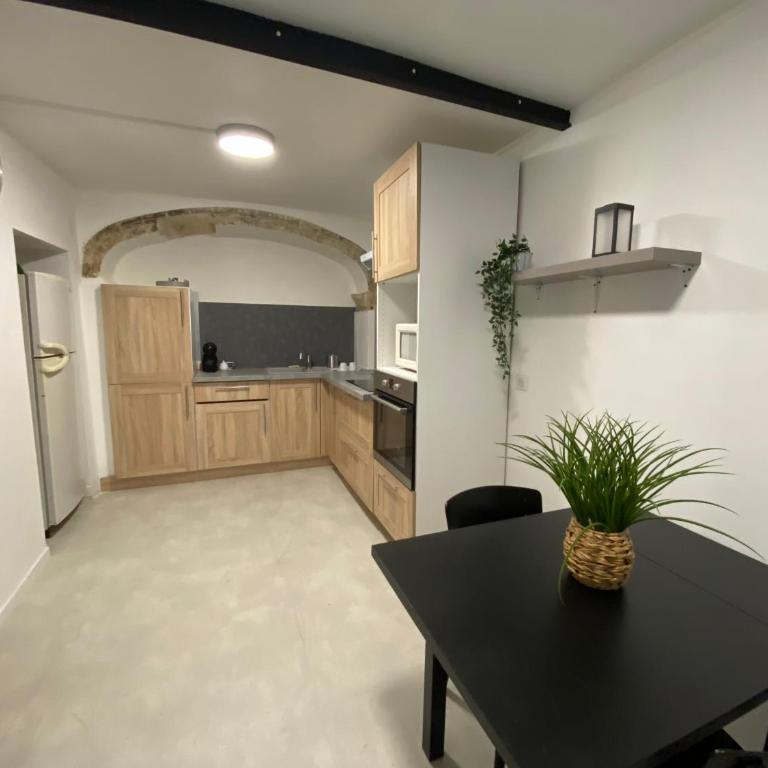 COSY & SPA Appartement Luxe JACUZZI SAUNA Suite Cristal - Suite mit Whirlpool - 24