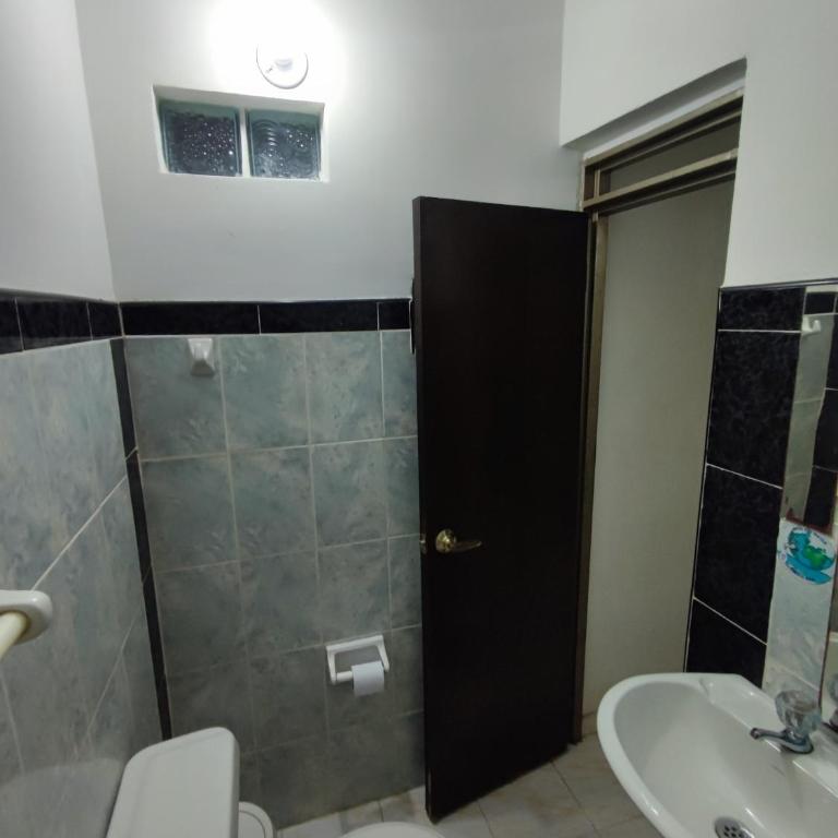 Nirvana Casa de Huéspedes - Habitación Cuádruple con baño privado - 2