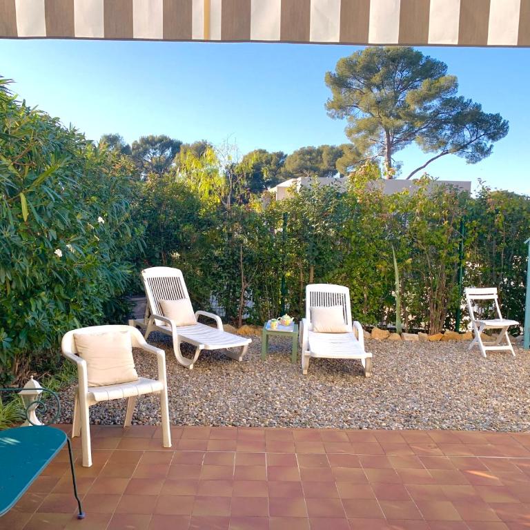 La plage, calme et jardin - One-Bedroom Apartment - 20
