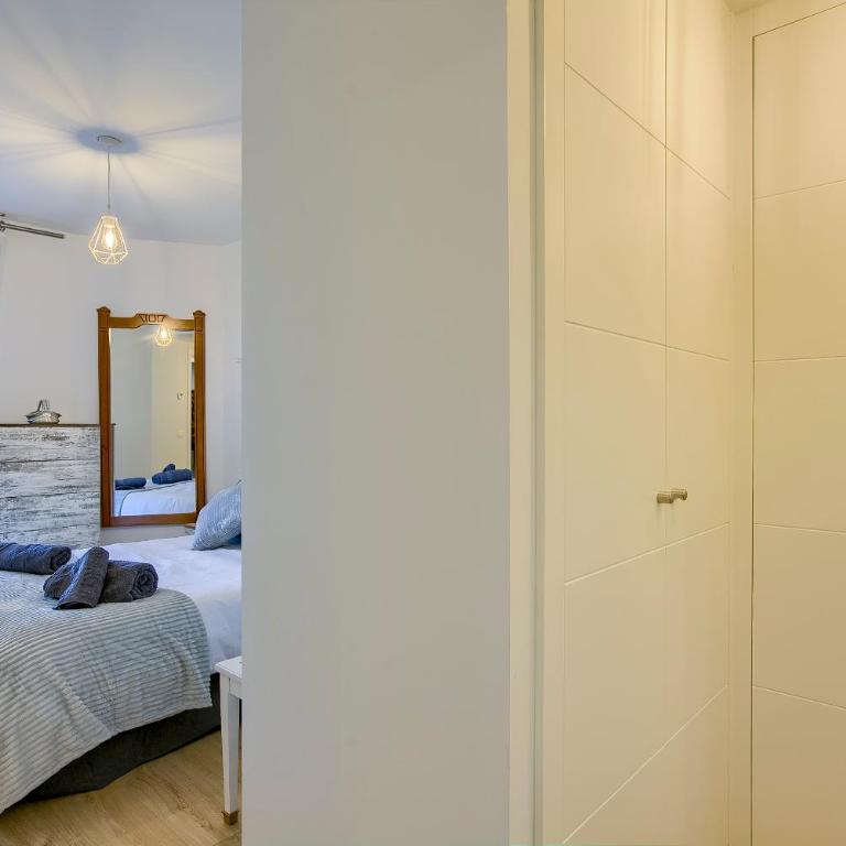 2B2B Deluxe apartment - Jardines de Cuatro Caminos - Business District - Santiago Bernabéu - Two-Bedroom Apartment - 11
