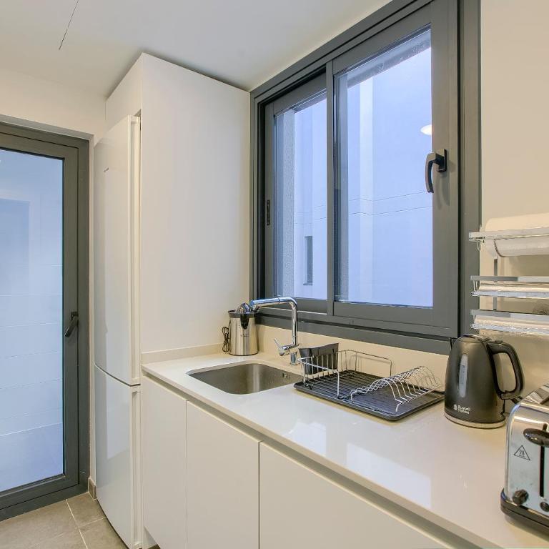 2B2B Deluxe apartment - Jardines de Cuatro Caminos - Business District - Santiago Bernabéu - Two-Bedroom Apartment - 15