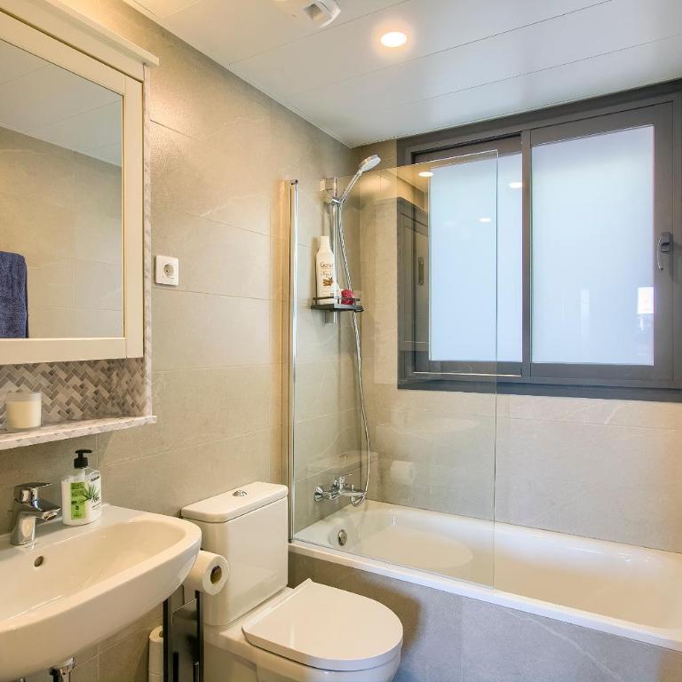 2B2B Deluxe apartment - Jardines de Cuatro Caminos - Business District - Santiago Bernabéu - Two-Bedroom Apartment - 17