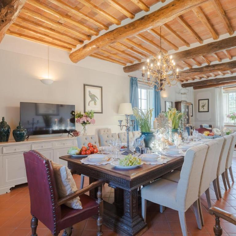 Fattoria Camigliano, Luxury Farmhouse with Pool inside a Wine Estate - Villa - 11