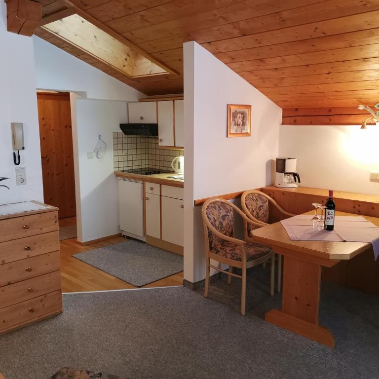 Haus Moosplatzl - Apartment mit 1 Schlafzimmer und Balkon - 9