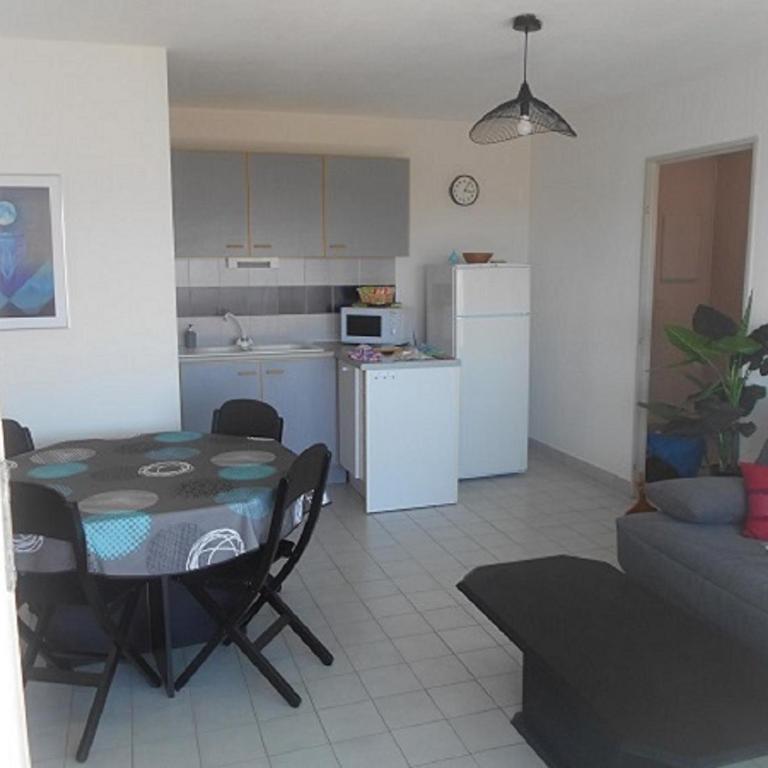 Vittoria Immobilier 10 - REGLEMENT SUR PLACE -chèques vacances acceptés - Apartamento - 3