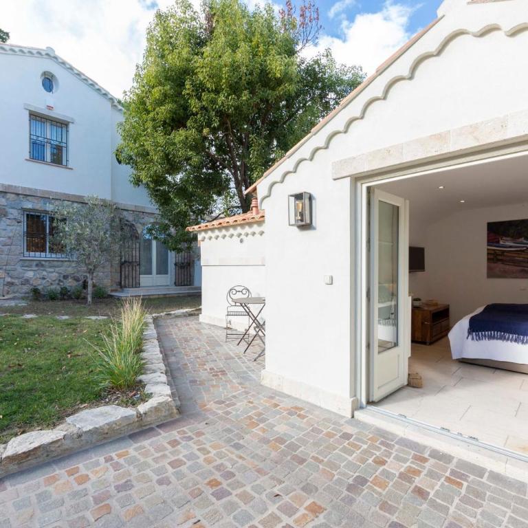 Havre de paix au Cap d'Antibes piscine chauffée à deux pas des plages - Villa - 27