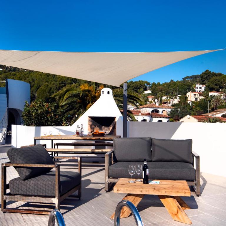 Sara 8 - free WIFI, chill-out, private pool, private tennis court - by Holiday Rentals Villamar - Villa - 35