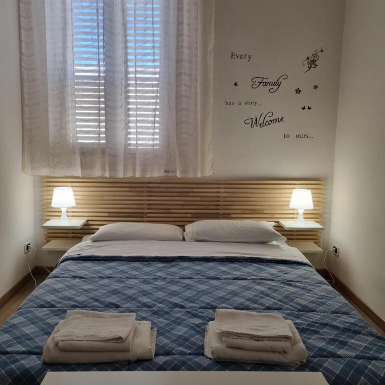 FRAiMARI Home - Two-Bedroom Apartment - 7