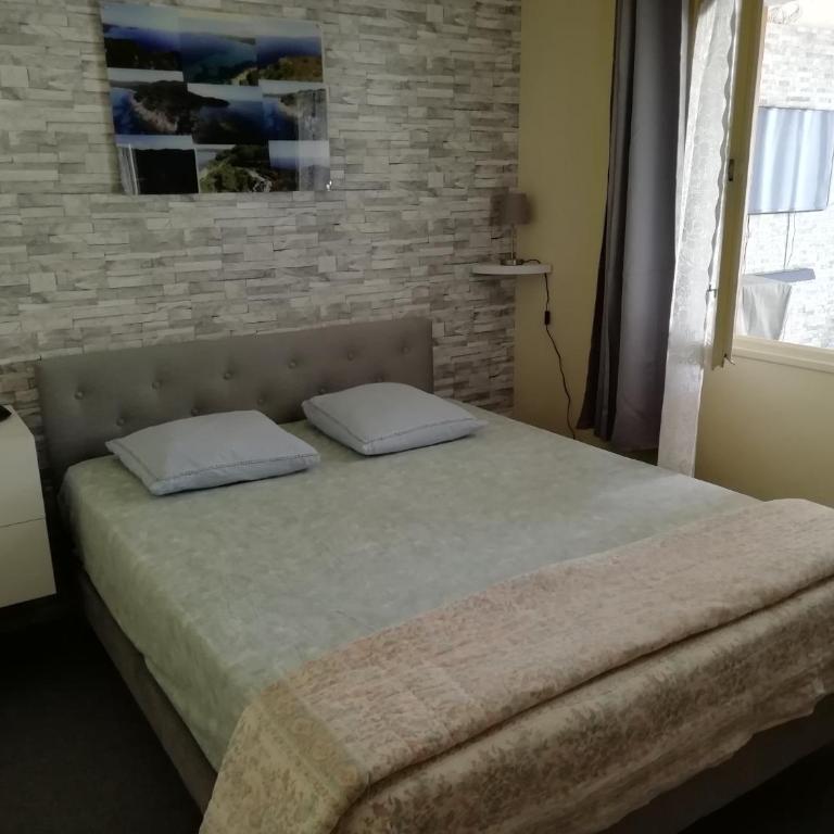 Appartement classé 3 étoiles au 1er étage d'une maison avec jardin dans un quartier calme - Appartement avec Terrasse - 16