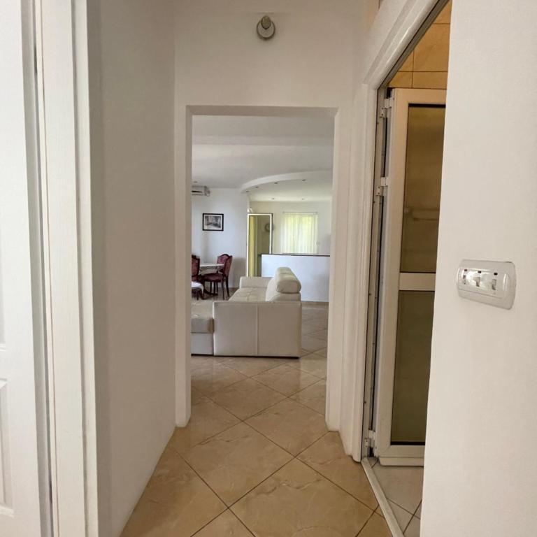 Apartments Rozela - Apartman sa 2 Spavaće Sobe i Balkonom - 30