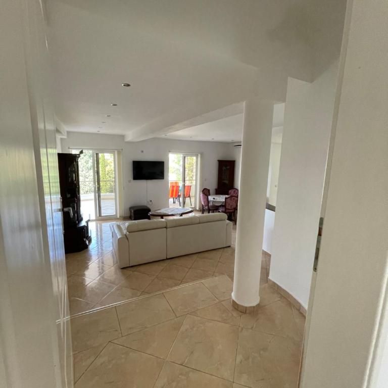 Apartments Rozela - Apartman sa 2 Spavaće Sobe i Balkonom - 26