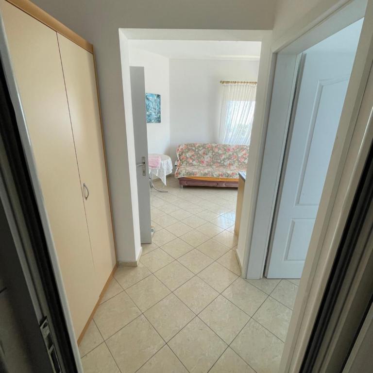 Apartments Rozela - Apartman s 1 Spavaćom Sobom i Balkonom - 11