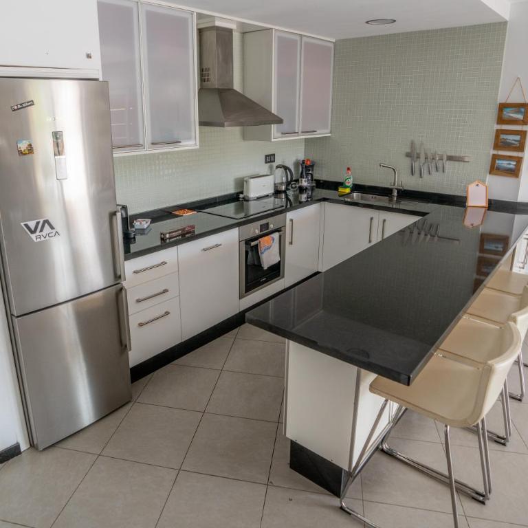 Modern sea view duplex with parking and aircon - Apartamento de 2 dormitorios - 5