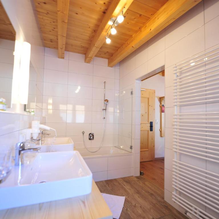 Hotel Regnum Zegg - Familienzimmer mit Balkon - 5