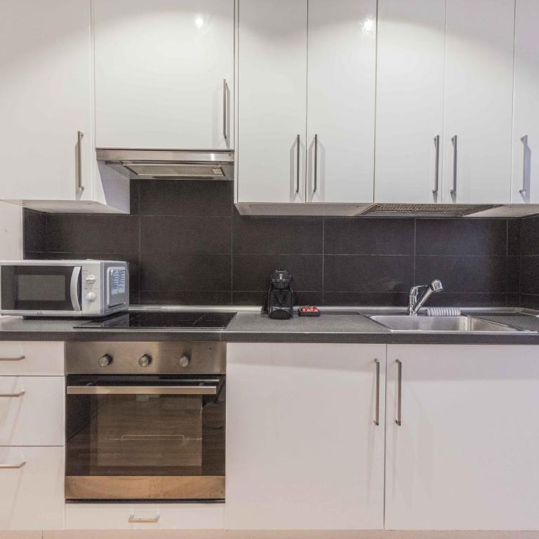 Modern gem in heart of Málaga, near sights REMS - Apartamento de 1 dormitorio - 14