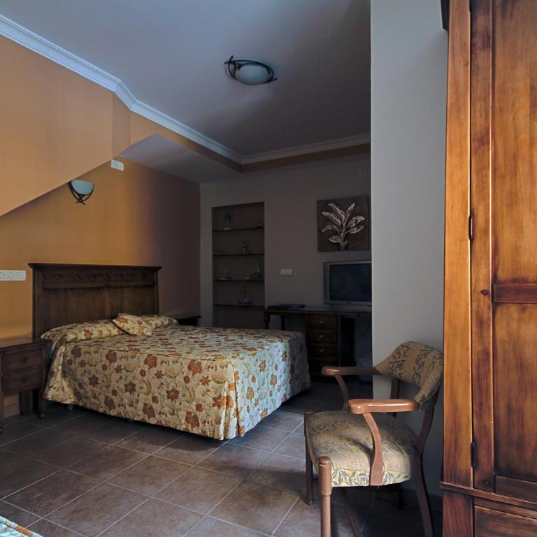 Hostal Costa Luz - Habitación Familiar - 3