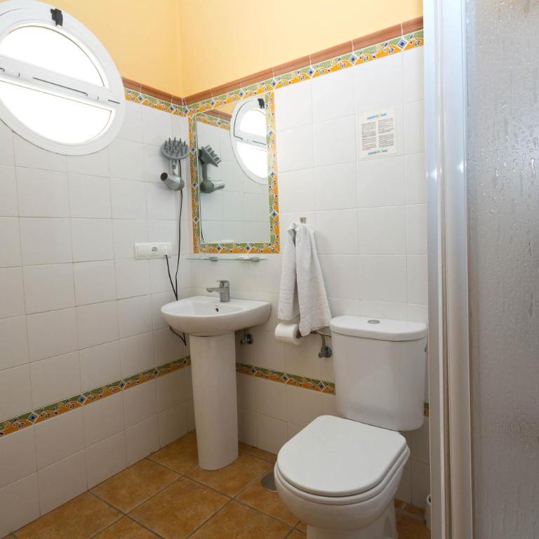 Hostal Costa Luz - Habitación Doble - 2 camas - 9