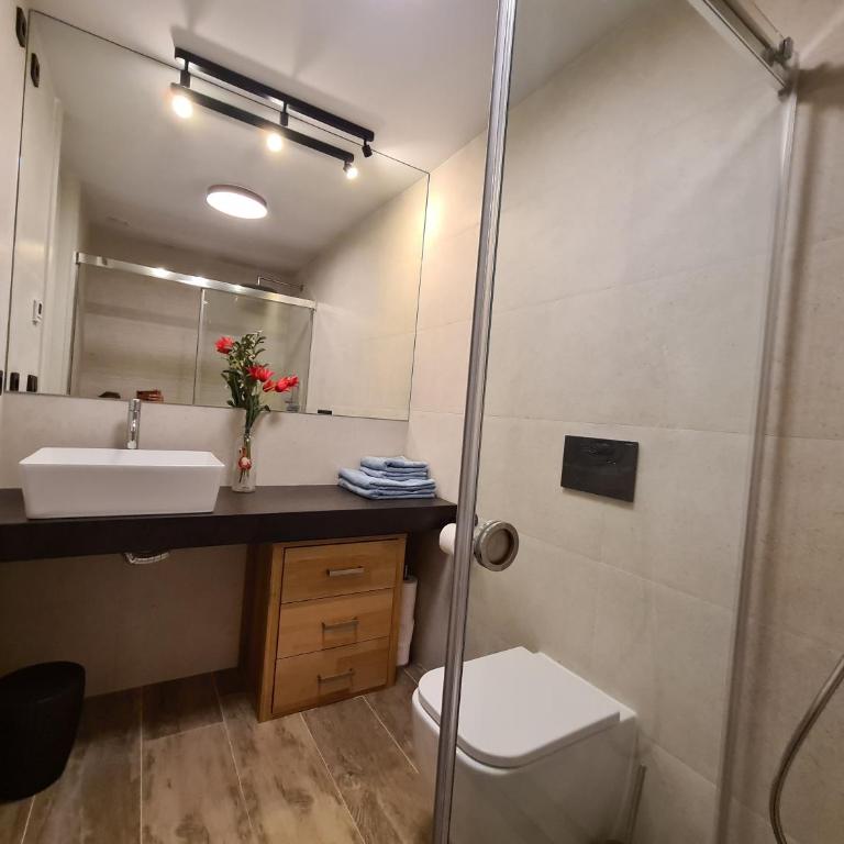 Residence Bali - Two-Bedroom Apartment - 16