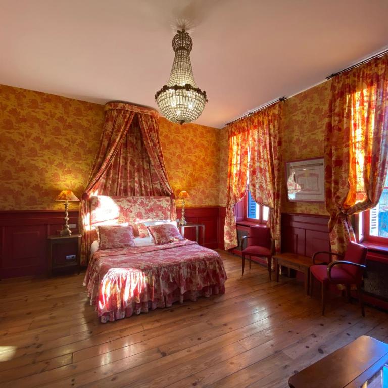 Demeure Saint Louis Historic manor, air-conditioned, free private parking, City 700m, WIFI, view - Doppelzimmer Saint Louis mit Blick auf die mittelalterliche Stadt - 28