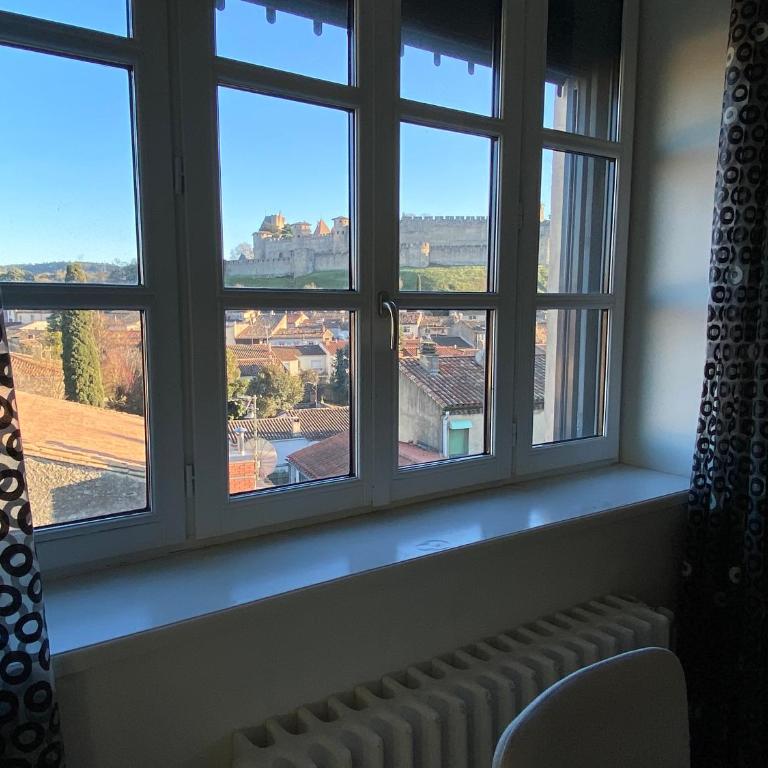Demeure Saint Louis Historic manor, air-conditioned, free private parking, City 700m, WIFI, view - Superior Apartment - 20