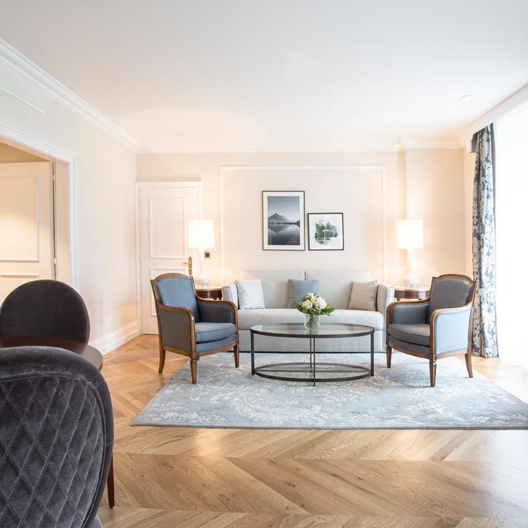 Victoria Jungfrau Grand Hotel & Spa - Premium Suite - 2