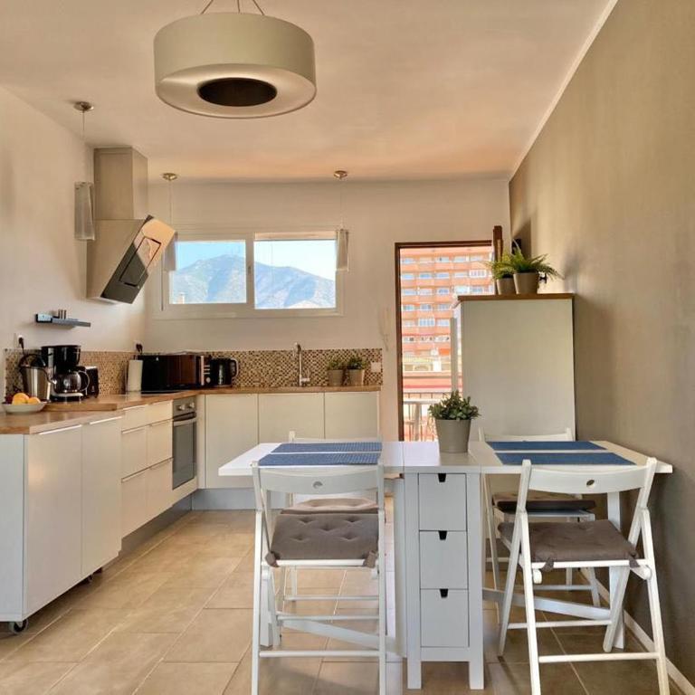 Modern lägenhet med havsutsikt - nära till allt - Apartamento de 2 dormitorios - 2