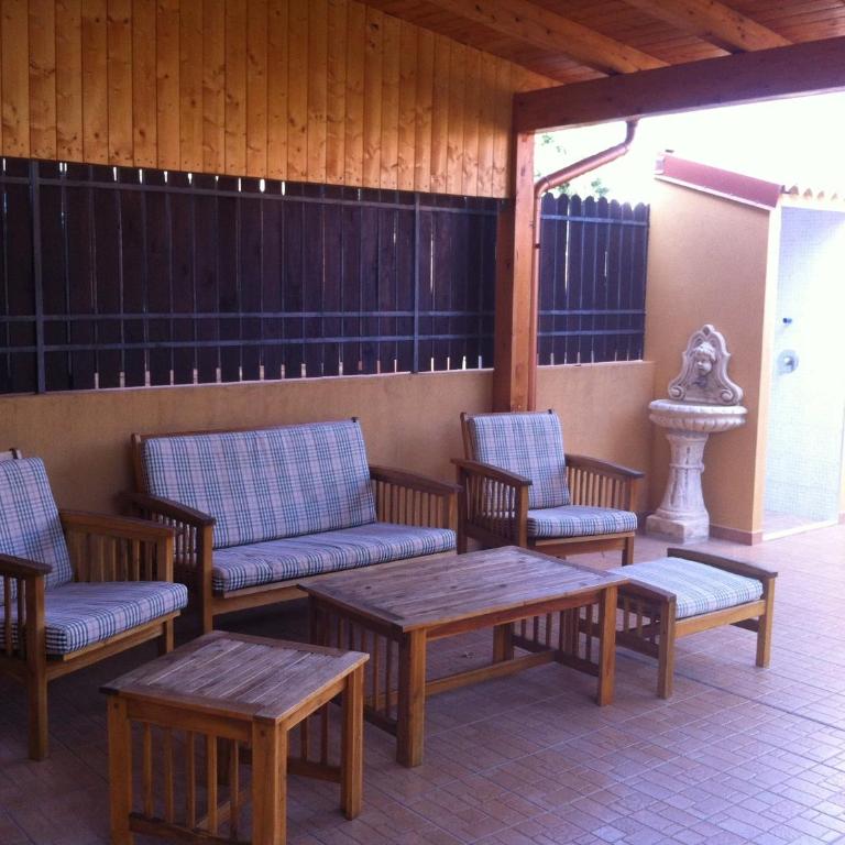 Villa Rosa - Monolocale con Vista Giardino - 17