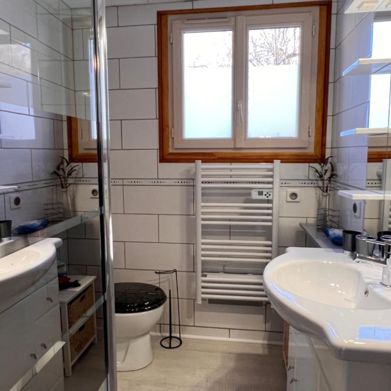 T2 ensoleillé. Terrasse, jardin commun, vue, parking. - Appartamento con 1 Camera da Letto - 16