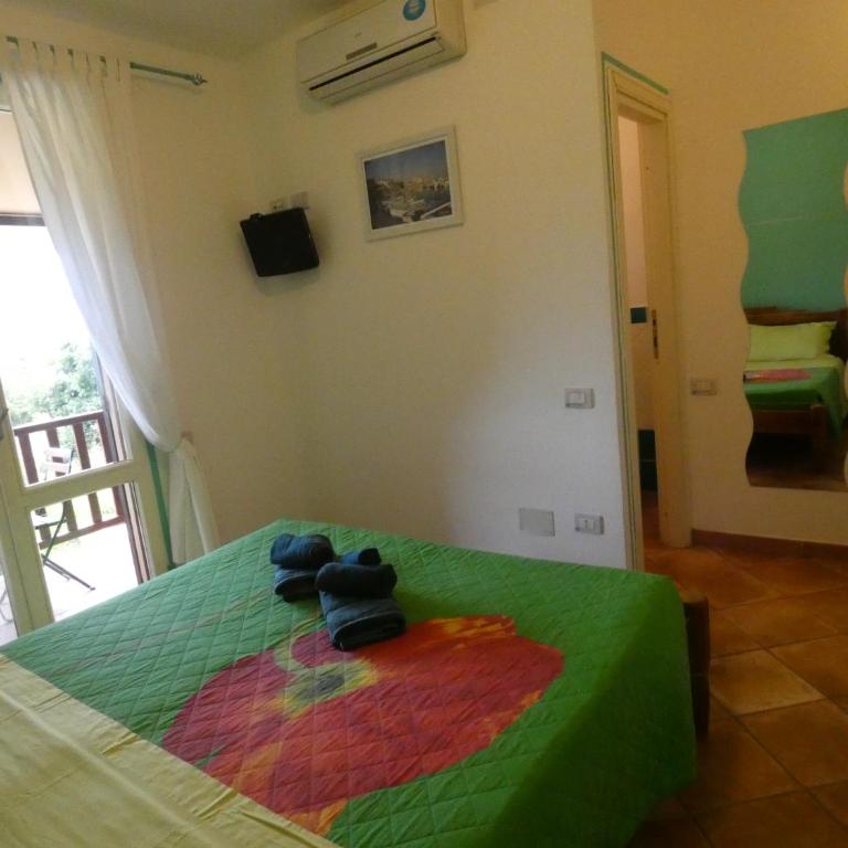 B&B MrCaruba - Camera Matrimoniale con Balcone e Vista Mare - 9