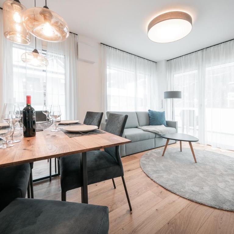 Das Conrad by Schladming-Appartements - Apartment Conrad mit Blick auf den Planai - 1
