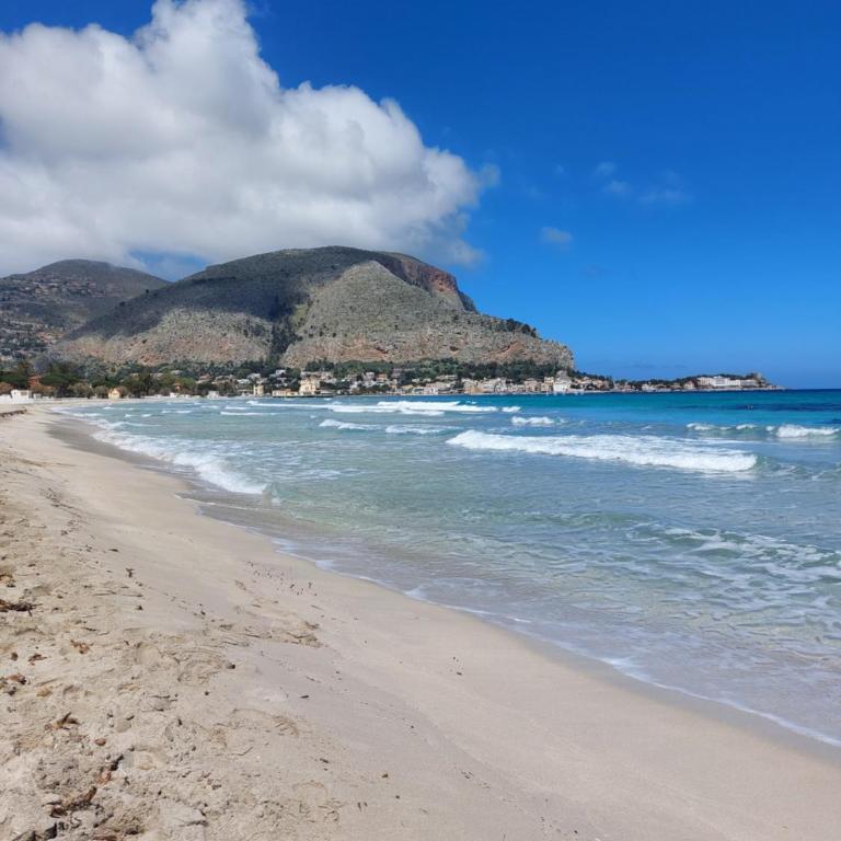 Piazza Mondello Lifestyle Home Palermo - One-Bedroom Apartment - 55