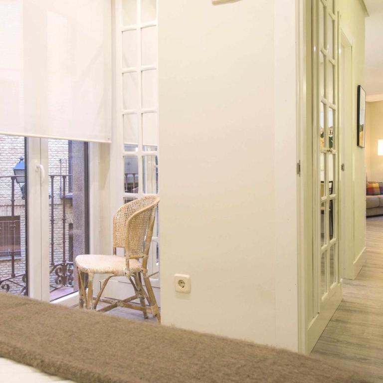 Apartamentos Abadía by Toledo AP - Apartamento con balcón - 6