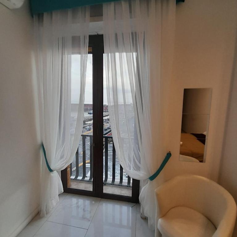 Tiffany & Babylon Luxury Stay - Camera Deluxe Matrimoniale con Vasca Idromassaggio - 19
