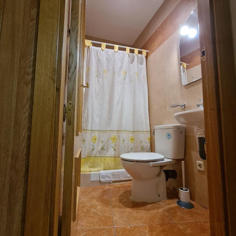 Hostal Oporto - Habitación Doble - 2 camas - 4