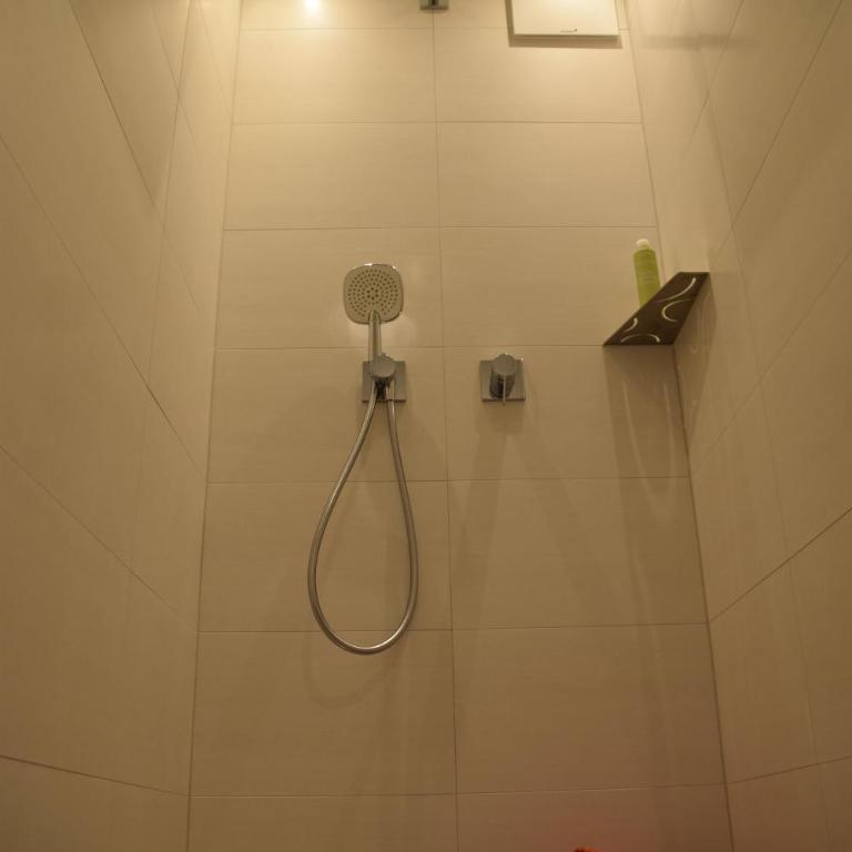 Apartment Sabrina - Apartamento con ducha - 16