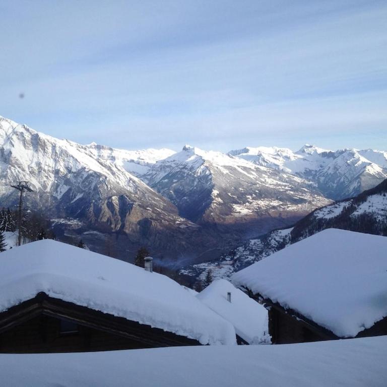 LA TZOUMAZ - VERBIER 4 Vallées - Grand Chalet 5 chambres, Ski IN/OUT, Sauna - Chalet - 8