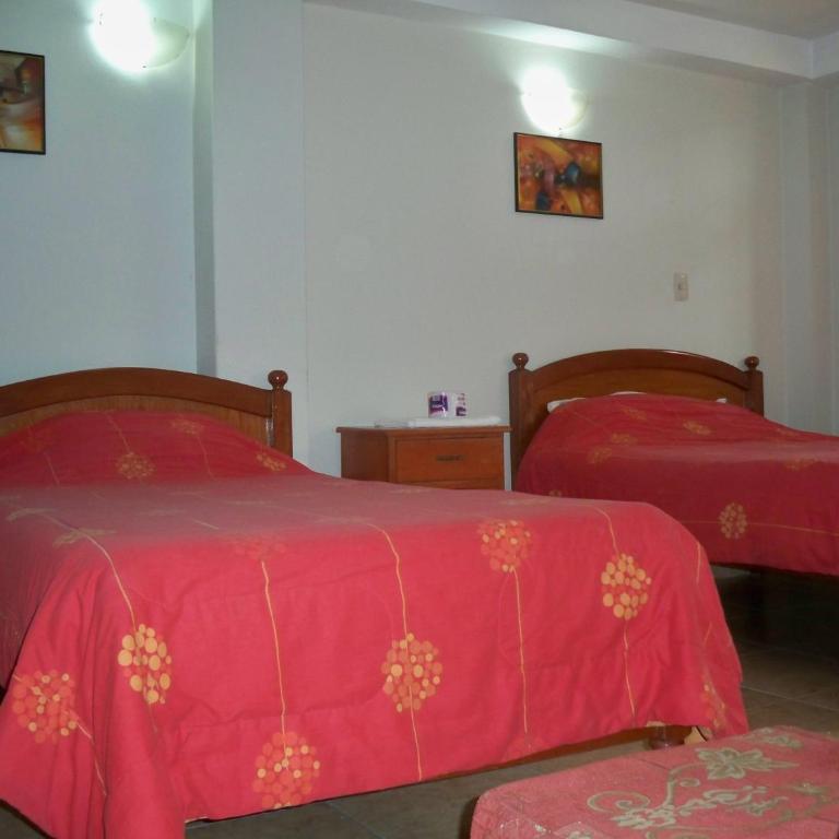 El Balcon Hostal - Family Room - 2