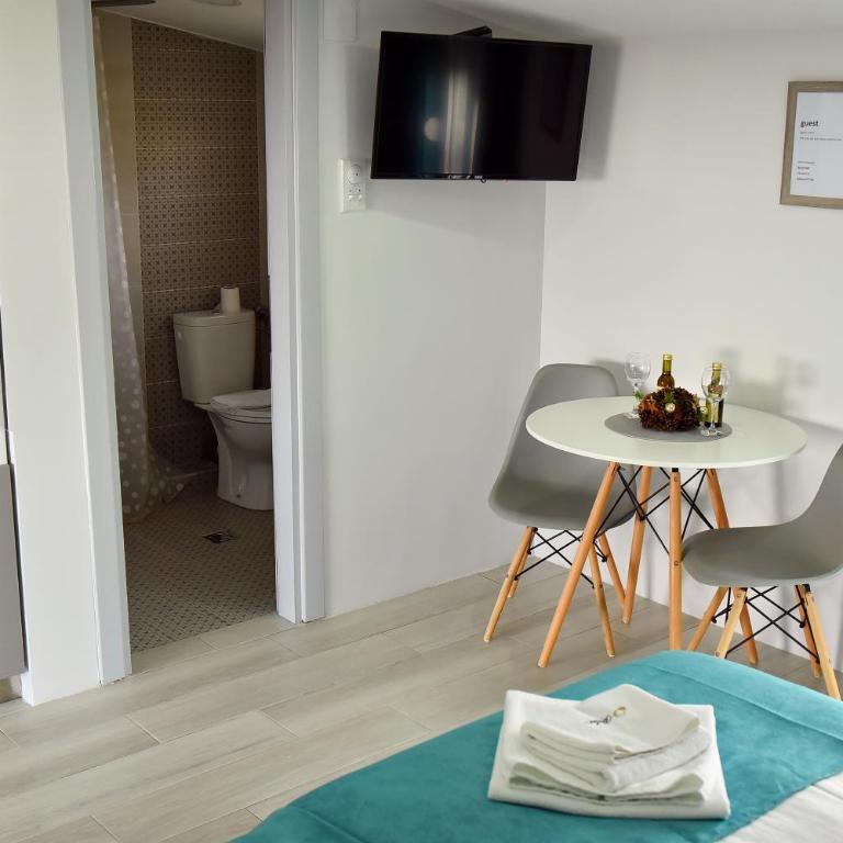 Studio Apartments Bulevar - One-Bedroom Apartment - 5
