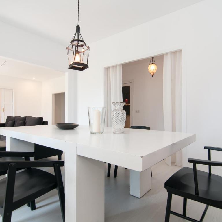 Weflating Ramblas - Two-Bedroom Apartment - Fontanella 13 - 67