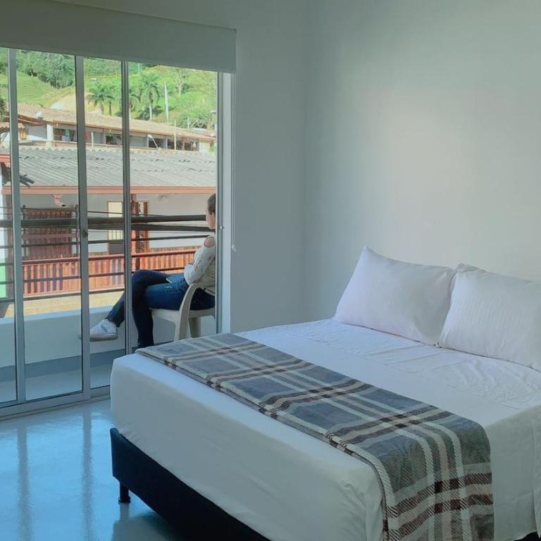 Aloja-T en Apartamento amoblado 5 con balcón en Ciudad Bolivar - Apartamento de 1 dormitorio - 1