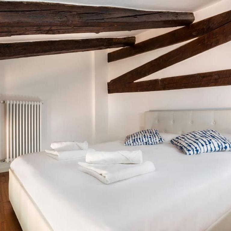 Guggenheim Luxury Suites By Bricola Apartments - Appartamento - 4