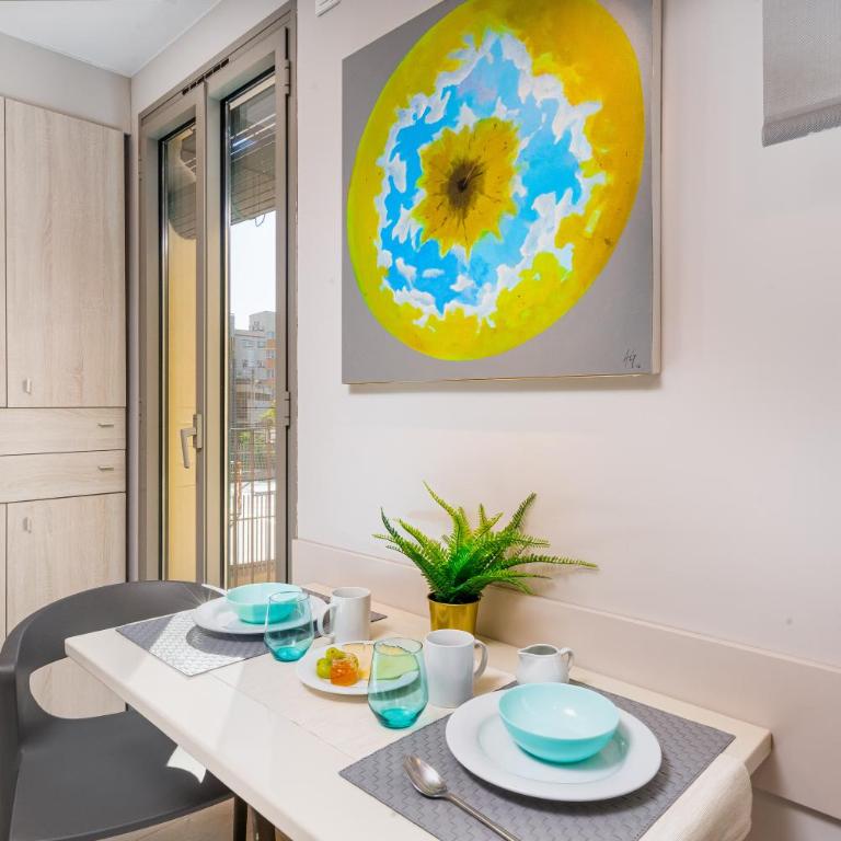 Kronos on the Beach suite 1 - Two-Bedroom Apartment - 23