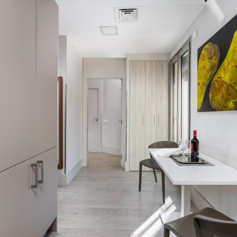 Kronos on the beach Suite 4 - Two-Bedroom Apartment - 27